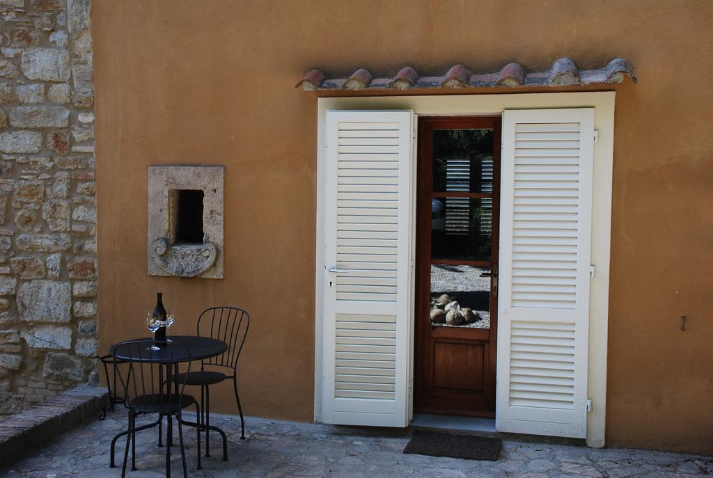 La Locanda Del Barbagianni Санта-Луче Номер фото
